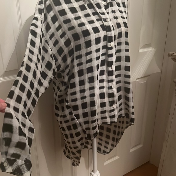 a.n.a a new approach ladies blouse - Picture 2 of 6